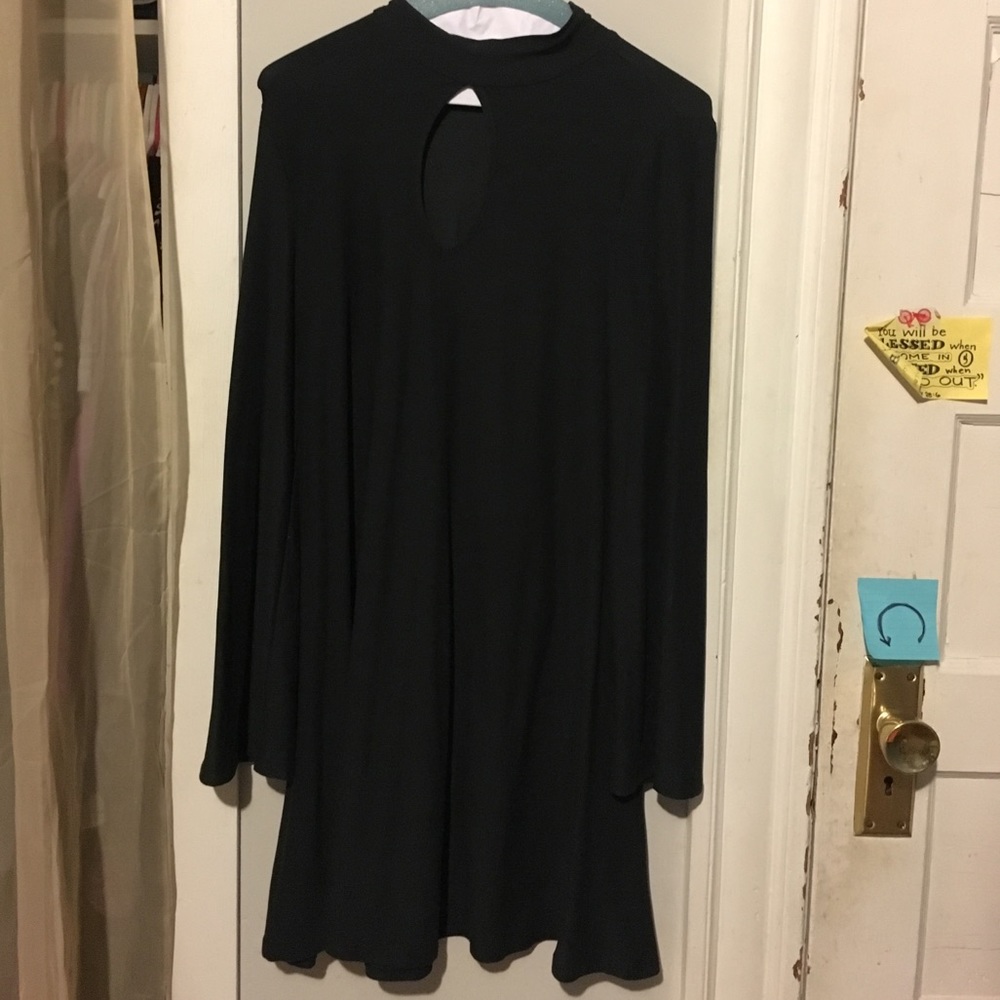 Black Keyhole Dress